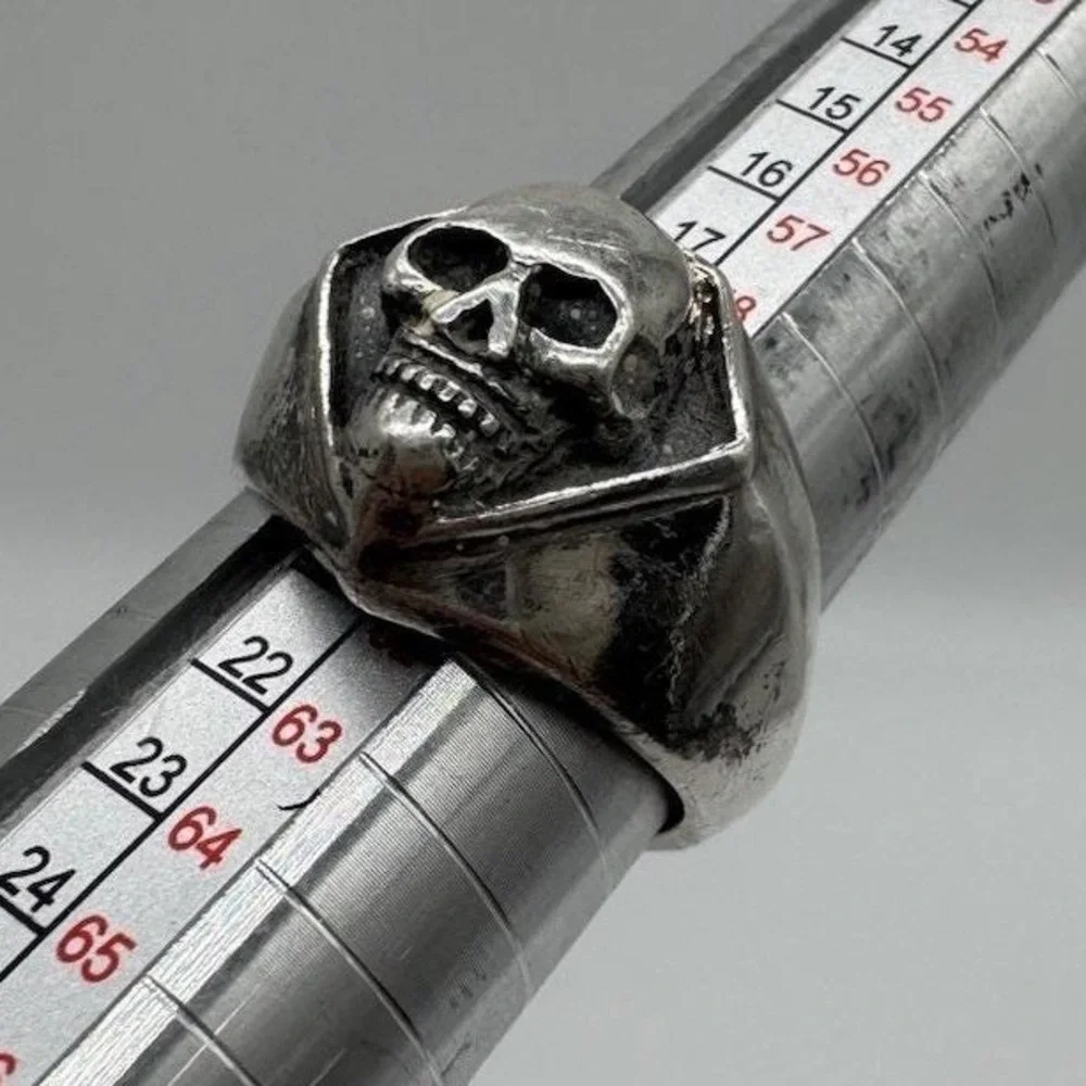 Vintage Skull Signet Ring Silver Tone Biker Gothic Punk Band Size 9.5